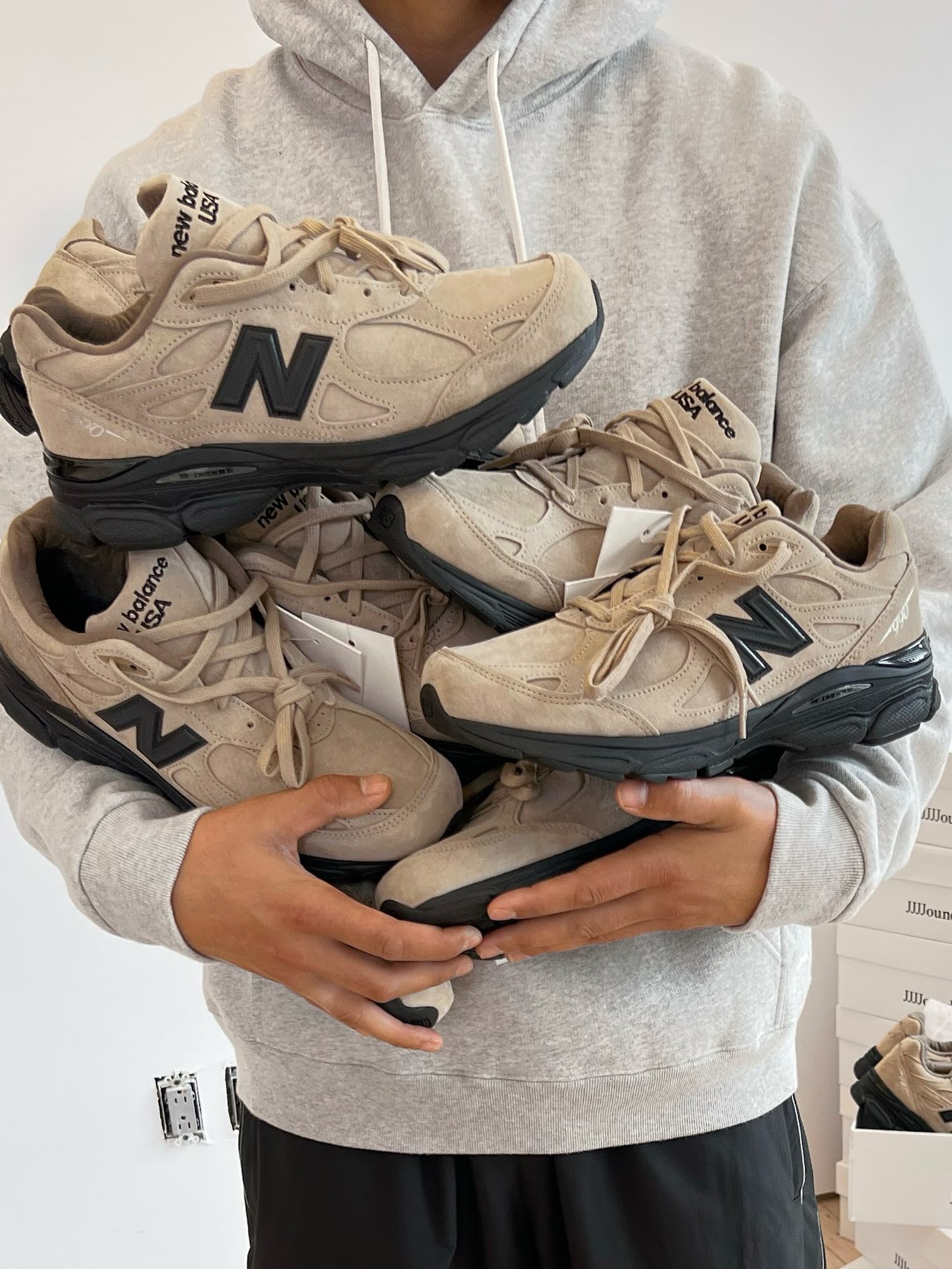 抑制の美学、JJJJoundとニューバランスが再構築した990v3